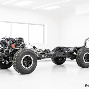 2021 Bronco chassis and powertrain with 2.7-liter EcoBoost V6 engine, 10-speed automatic transmission and Sasquatch Package suspension and tires.