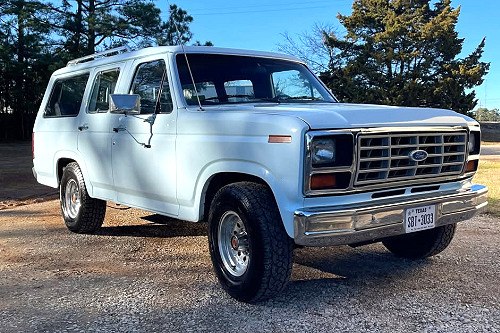 Exploring the 1982 Ford B-150 Carry All: A Classic Workhorse